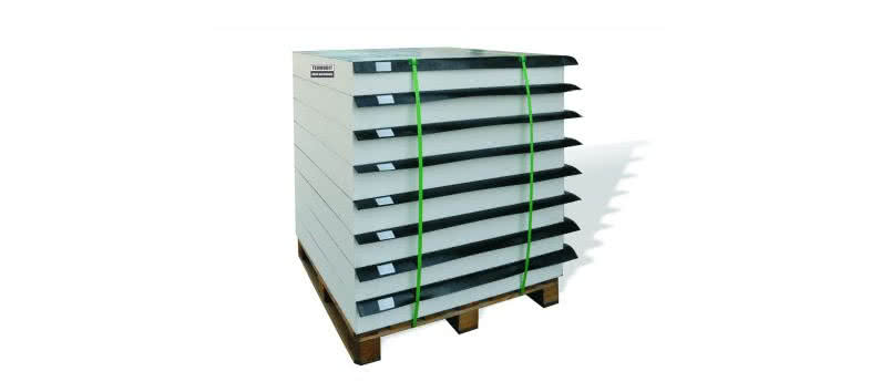 Styropapa TERMOBIT-1 i TERMOBIT-2 EPS-80 grubość 10 cm 1-stronnie laminowana papą. fot. Izoalcja-Jarocin