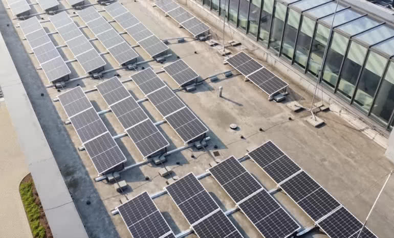 Instalacja PV na budynku Atrion firmy Gredan w Tychach
