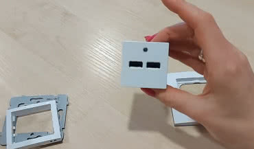 Jak zmontować i zdemontować ładowarkę USB?